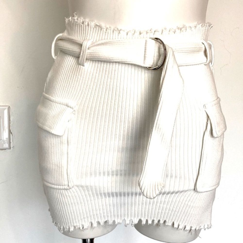 Hot & delicious mini skirt